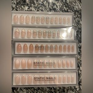 Nails nails nails - ALMOND